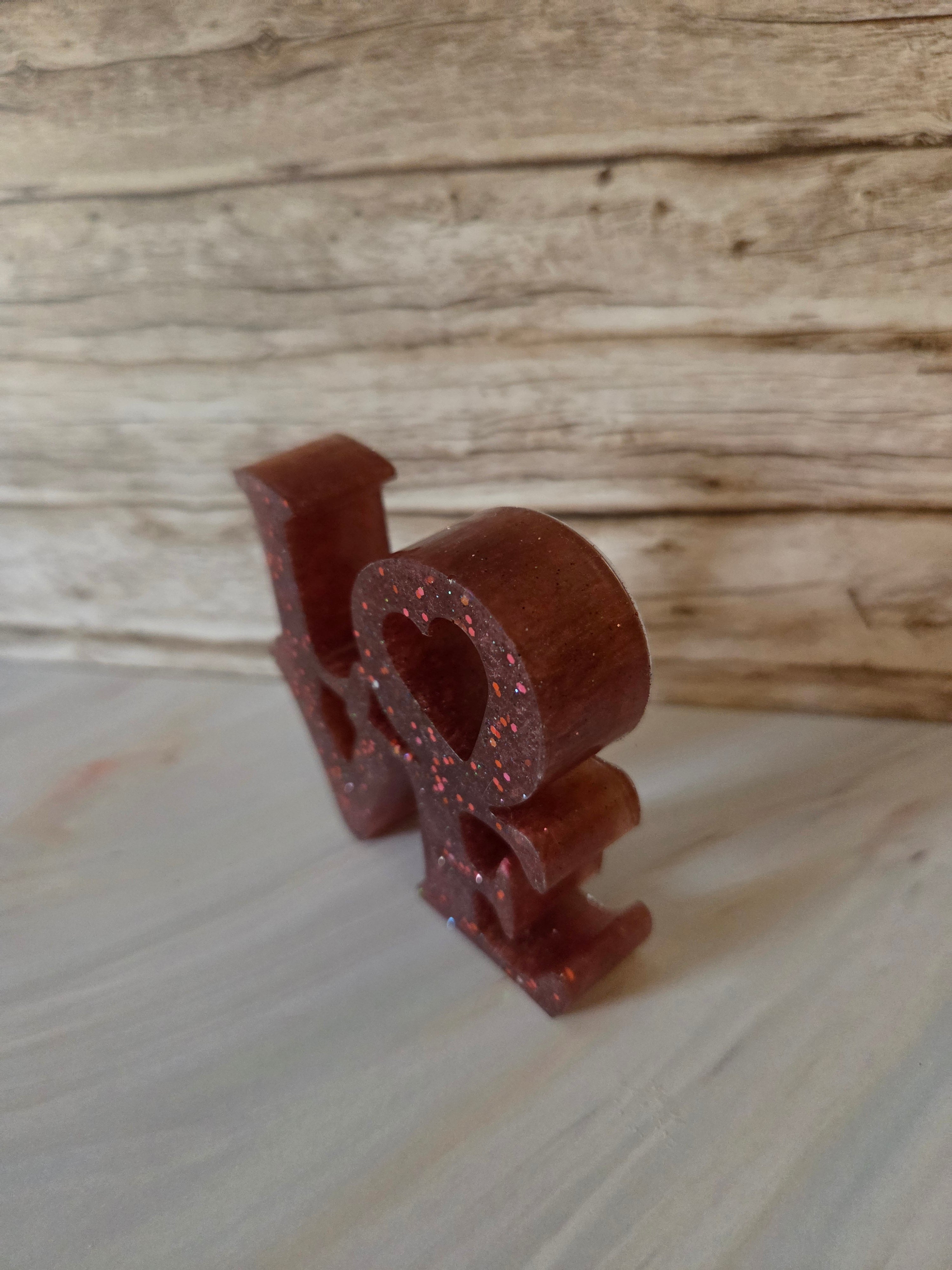 Custom Resin LOVE Standing Decoration