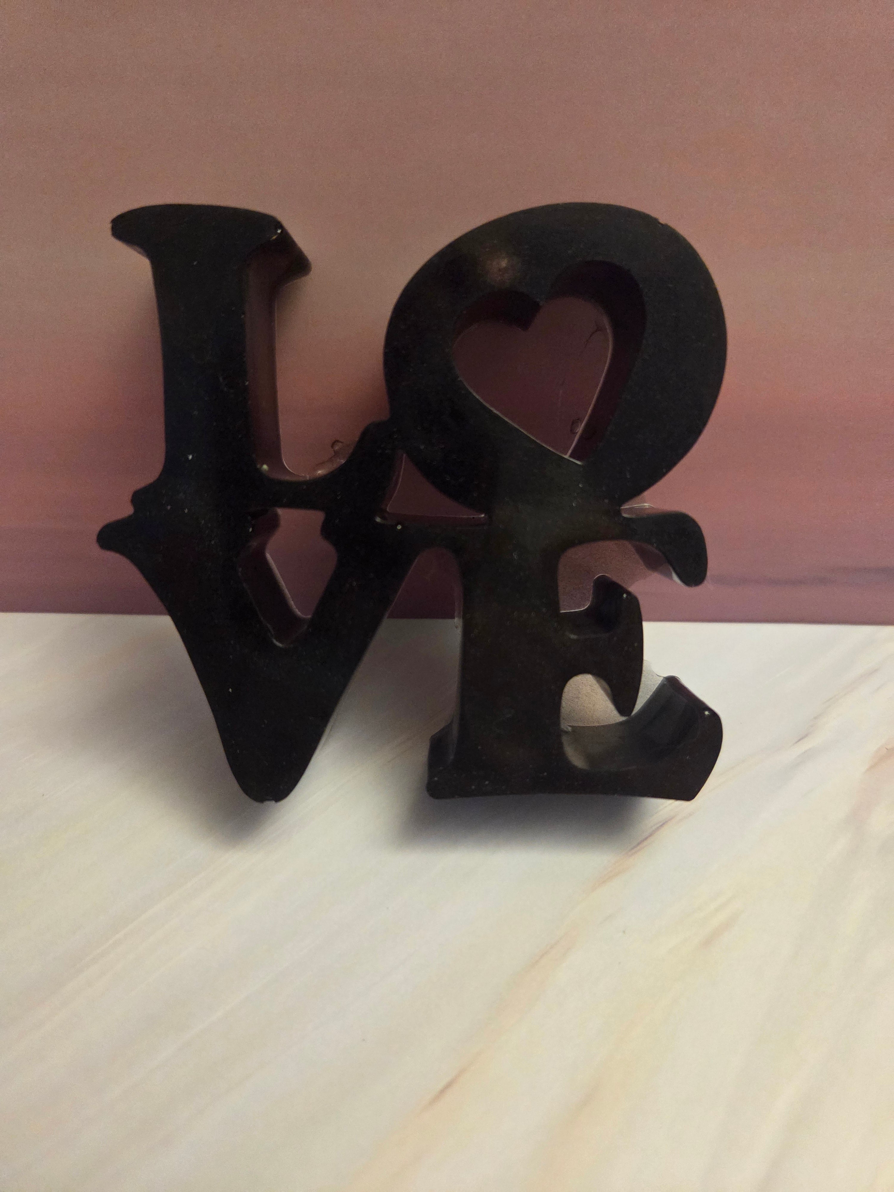 Custom Resin LOVE Standing Decoration