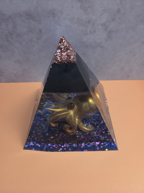Climbing Octopus in Pyramid