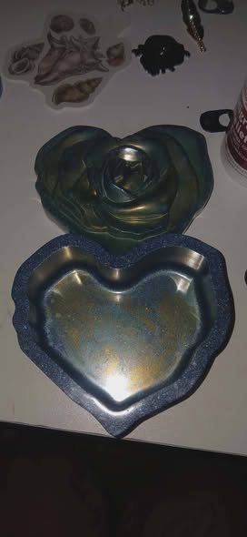 Rose-Topped Resin Trinket Box